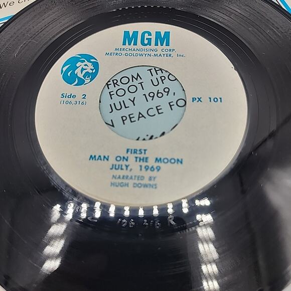 Apollo 11 Flight First Man On The Moon 1969 7" 45RPM Commemorative Record - Picture 12 of 12